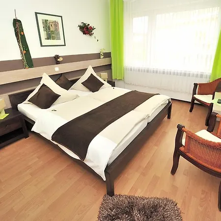 Am Neuen Markt Hotel